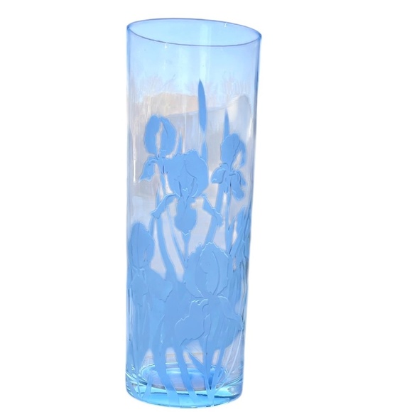 PERRY COYLE CRYSTAL DEEPLY ETCHED BEARDED IRIS FLORAL ART GLASS VASE, SIGNED - Picture 2 of 15